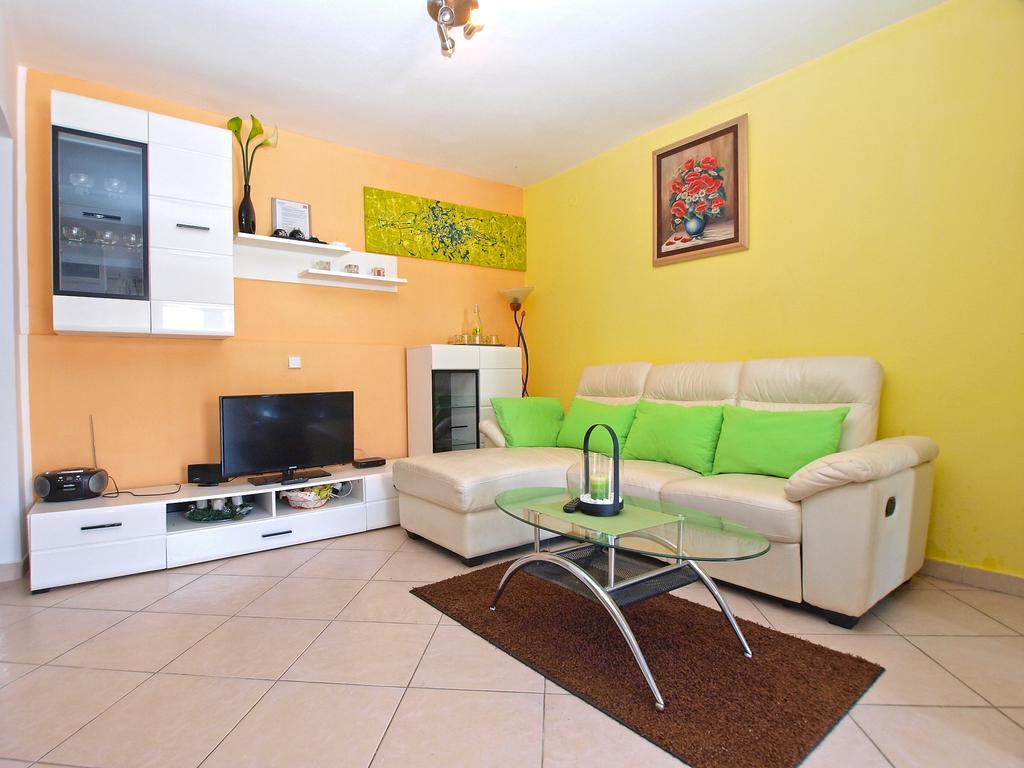 Tereza 1352 Apartment Pula