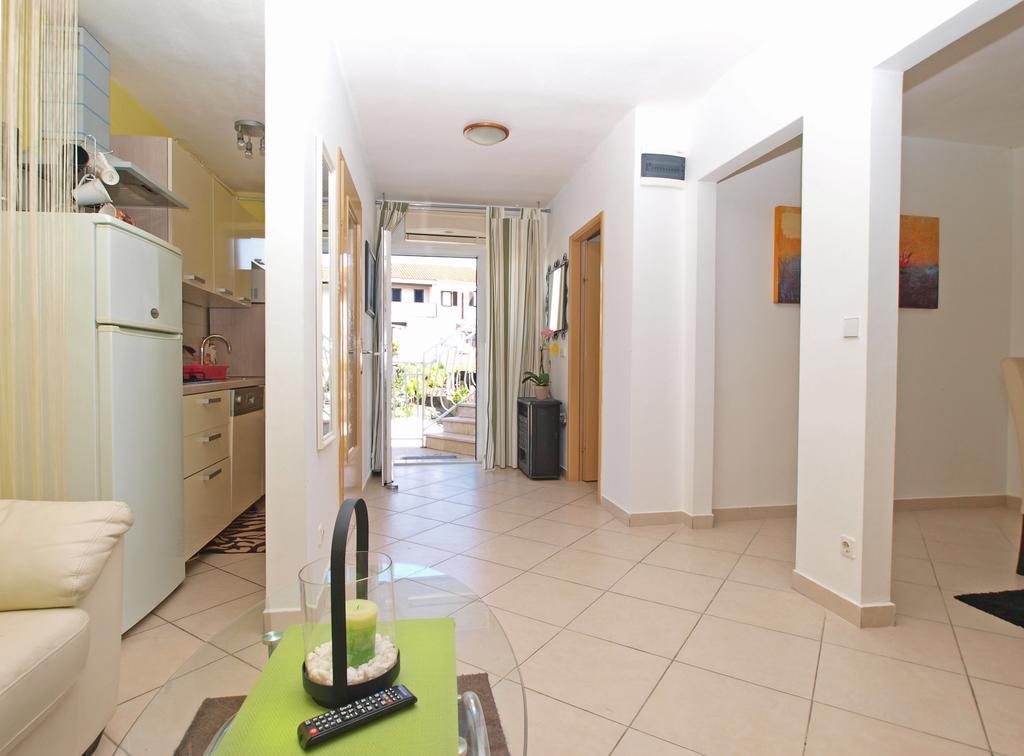 Apartment Tereza 1352 Pula