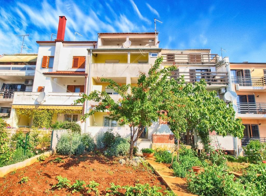 Tereza 1352 Apartma Pula